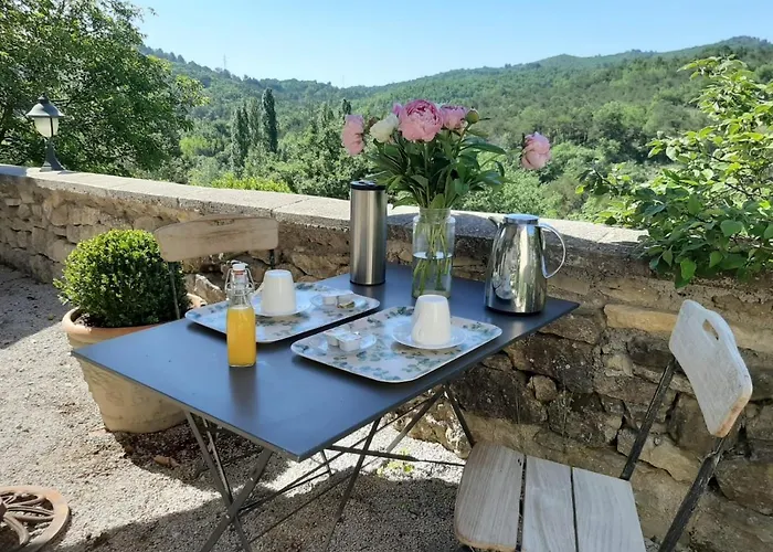 Le Relais D'elle Bed & Breakfast