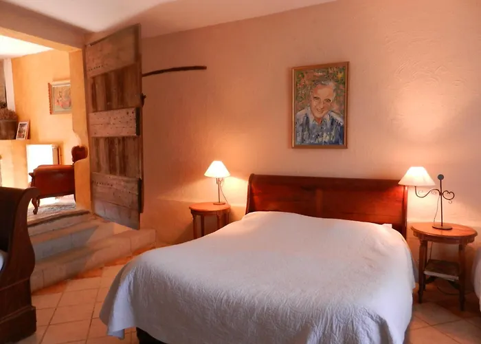 Le Relais D'elle Bed & Breakfast Niozelles