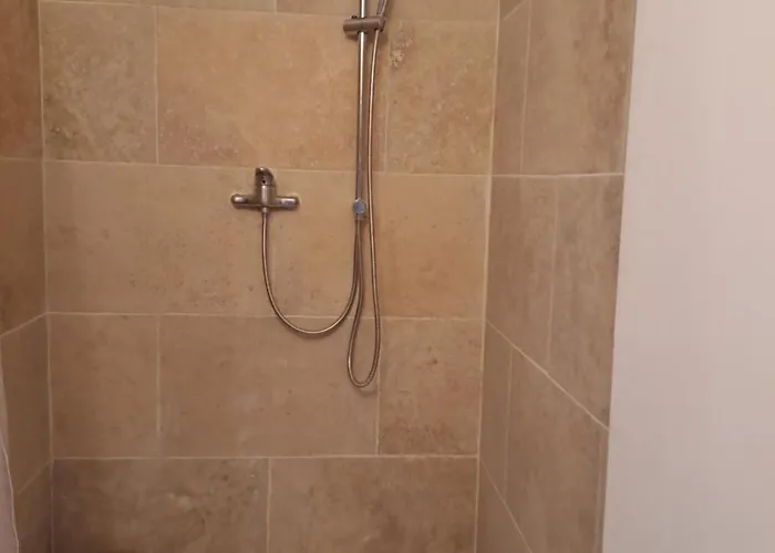 Le Relais D'elle Bed & Breakfast Niozelles