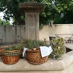 Le Relais D'elle Frühstückspension 3*