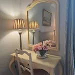 Le Relais D'elle Frühstückspension 3*