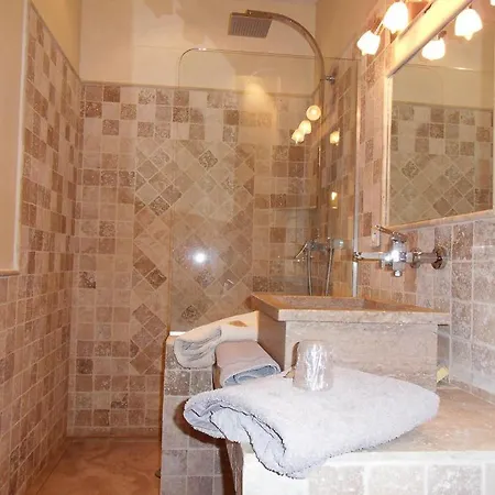Le Relais D'elle 3*