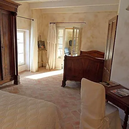 Le Relais D'elle 3*
